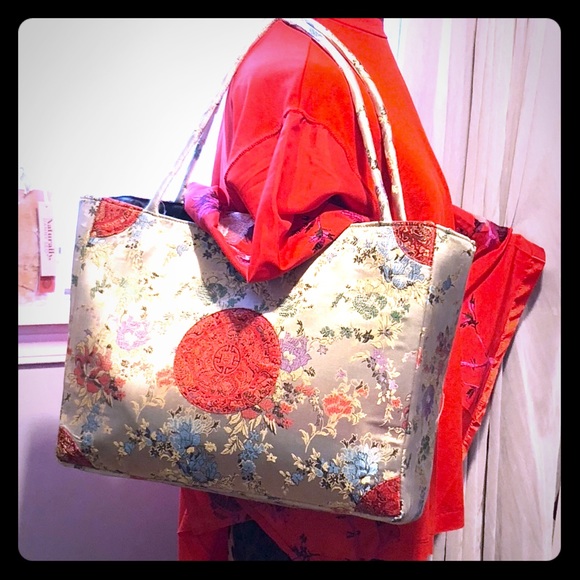 Authentic Vintage Asian Silk XL Tote Bag - Picture 2 of 8